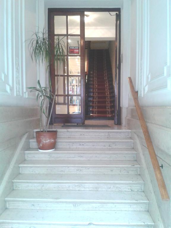 Mari Plaza Hotel Ciudad Autónoma de Ciudad Autónoma de Buenos Aires Exterior foto